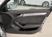 Audi A4 Kombi 2,0 l 140 kw