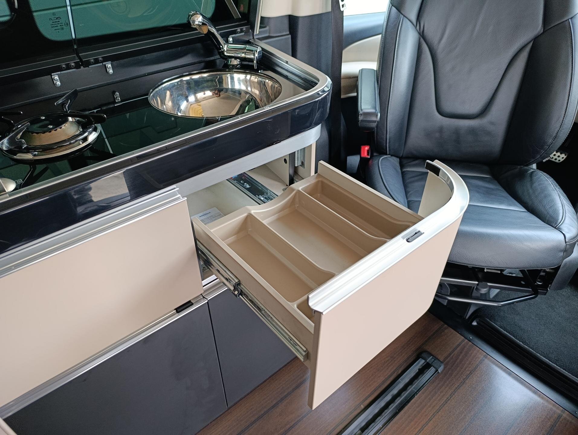 Mercedes-Benz Třídy V Kombi 2,1 l 140 kw