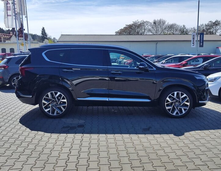 Hyundai Santa Fe SUV / Terénní 2,2 l 142 kw