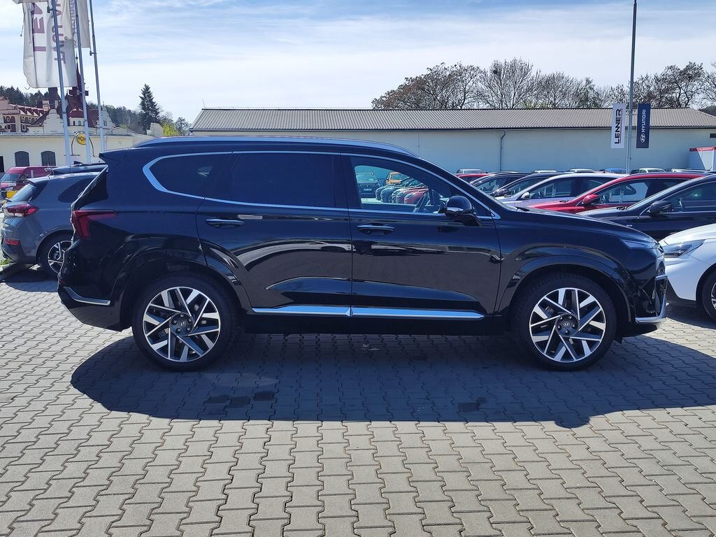 Hyundai Santa Fe SUV / Terénní 2,2 l 142 kw