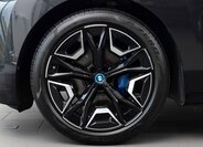 BMW iX 6