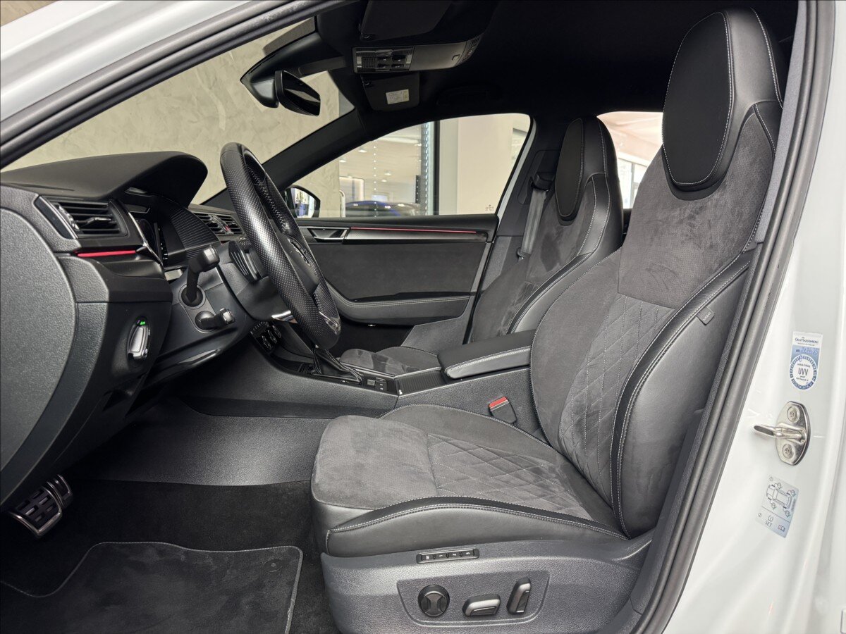 Škoda Superb Kombi 1,4 l 160 kw