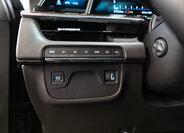 Cadillac Escalade SUV / Terénní 6,2 l 313 kw