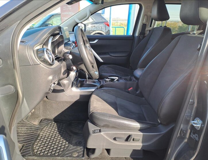 Mercedes-Benz Třídy X 6