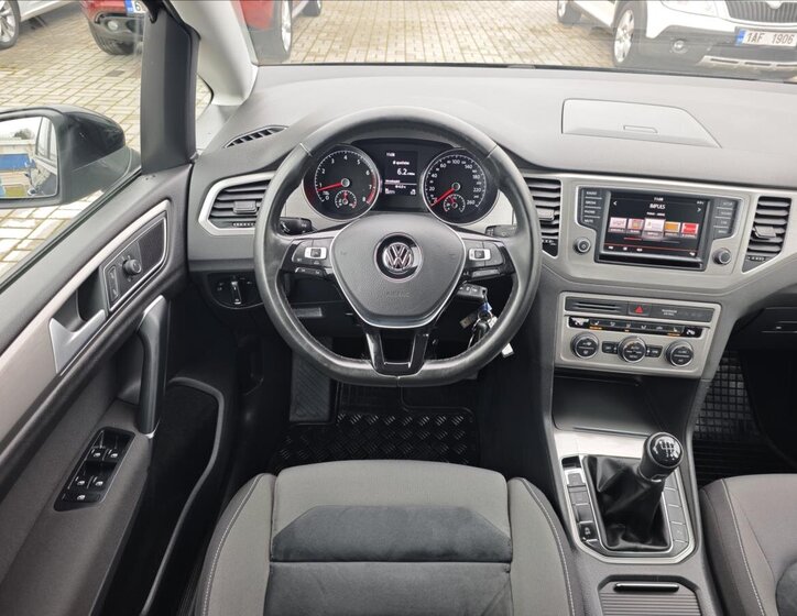 Volkswagen Golf Sportsvan 16