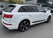Audi SQ7 SUV / Terénní 4,0 l 320 kw
