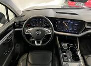 Volkswagen Touareg 5