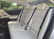Lexus ES 300h Sedan / Limuzína 2,5 l 160 kw