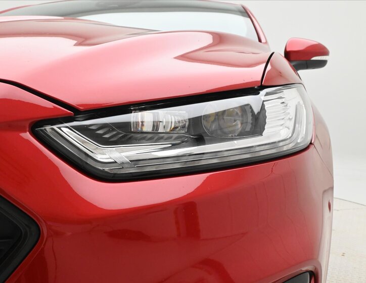 Ford Mondeo Sedan 2,0 l 140 kw