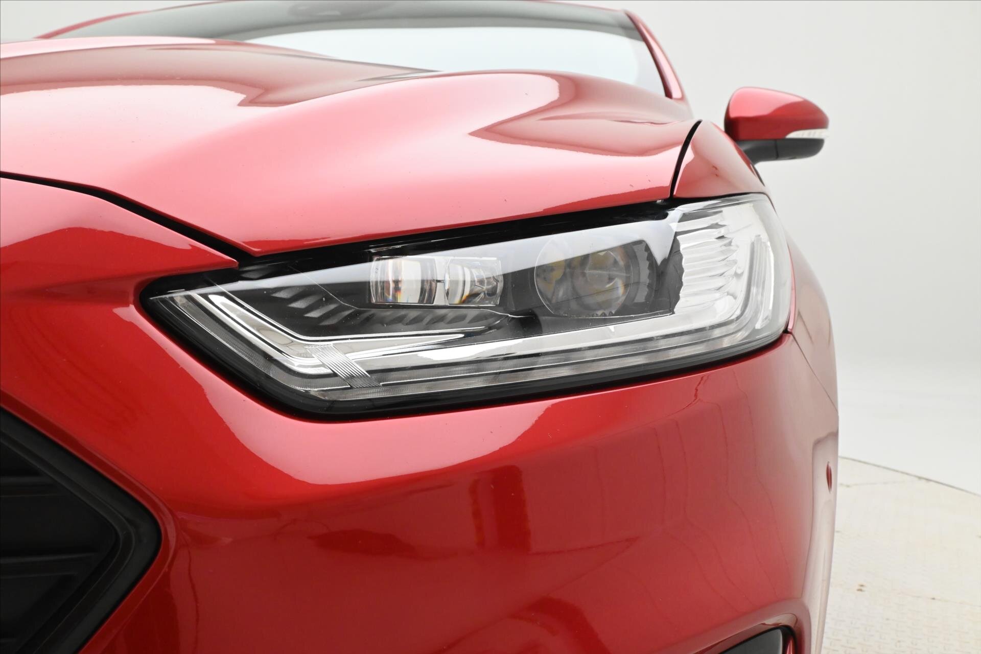 Ford Mondeo Sedan 2,0 l 140 kw