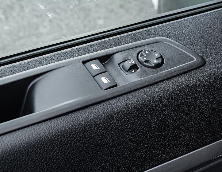 Peugeot Traveller MPV 2,0 l 130 kw