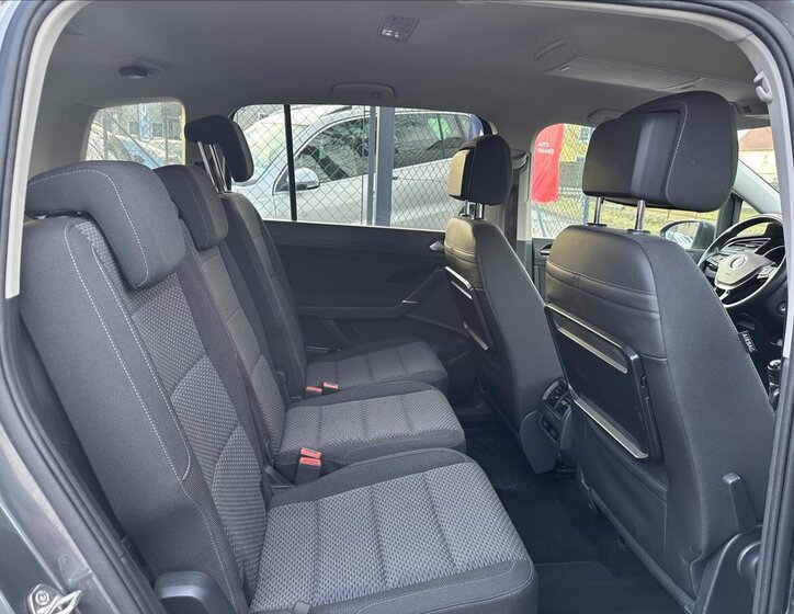 Volkswagen Touran MPV 2,0 l 110 kw