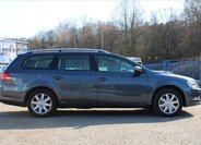 Volkswagen Passat Kombi 1,6 l 77 kw