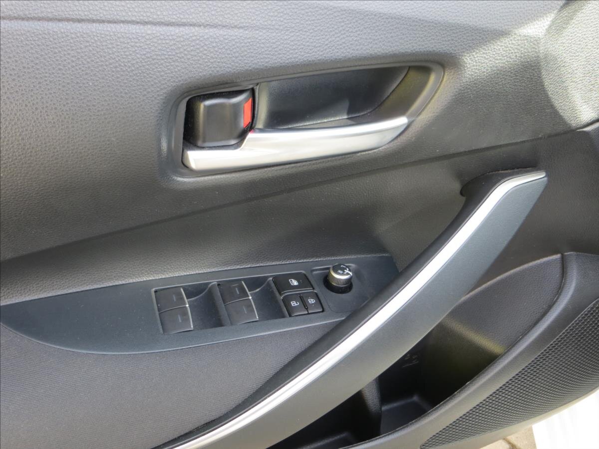 Toyota Corolla Sedan 1,8 l 72 kw