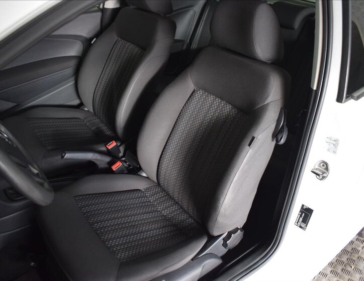 Volkswagen Polo Hatchback 999,0 44 kw