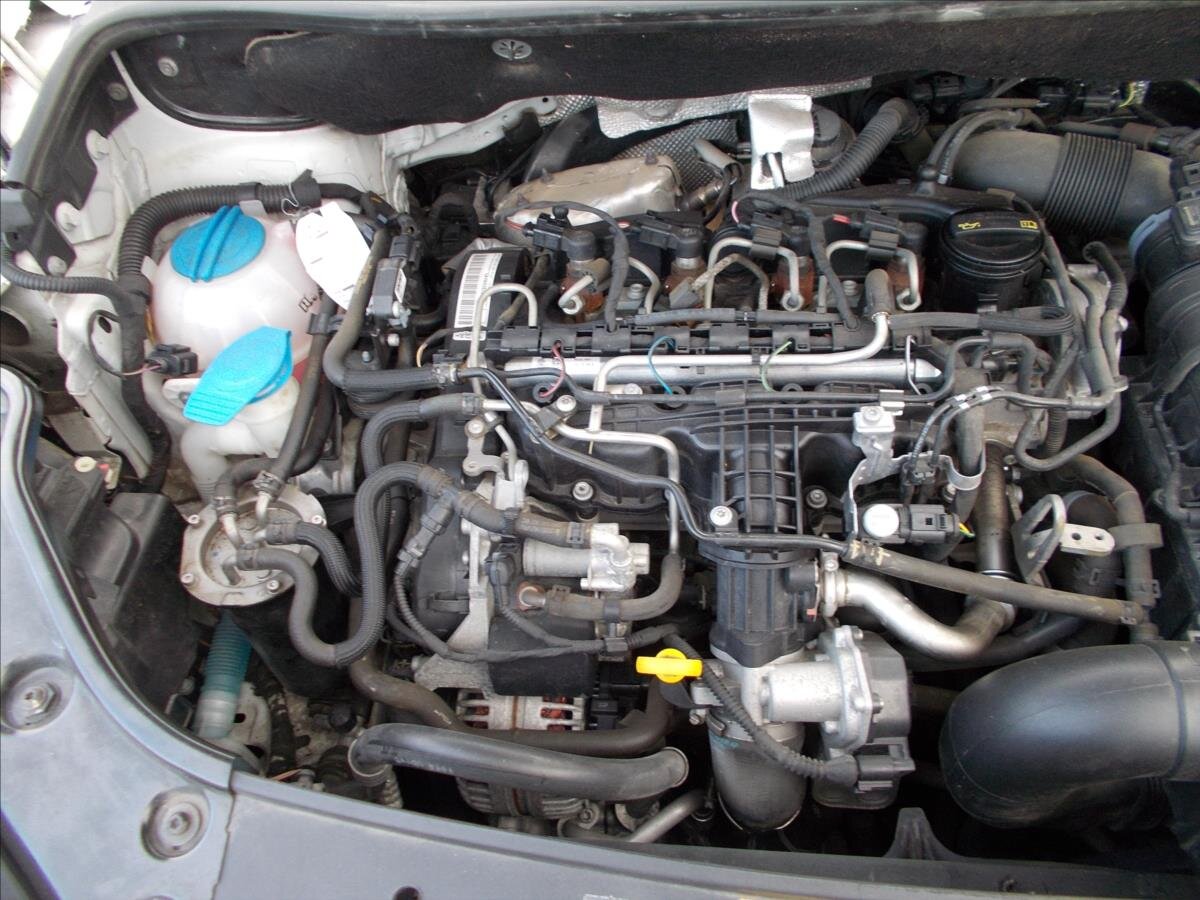 Volkswagen Caddy Kombi 1,6 l 75 kw