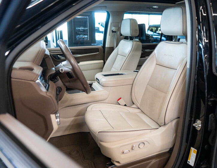 GMC Yukon SUV / Terénní 6,2 l 313 kw