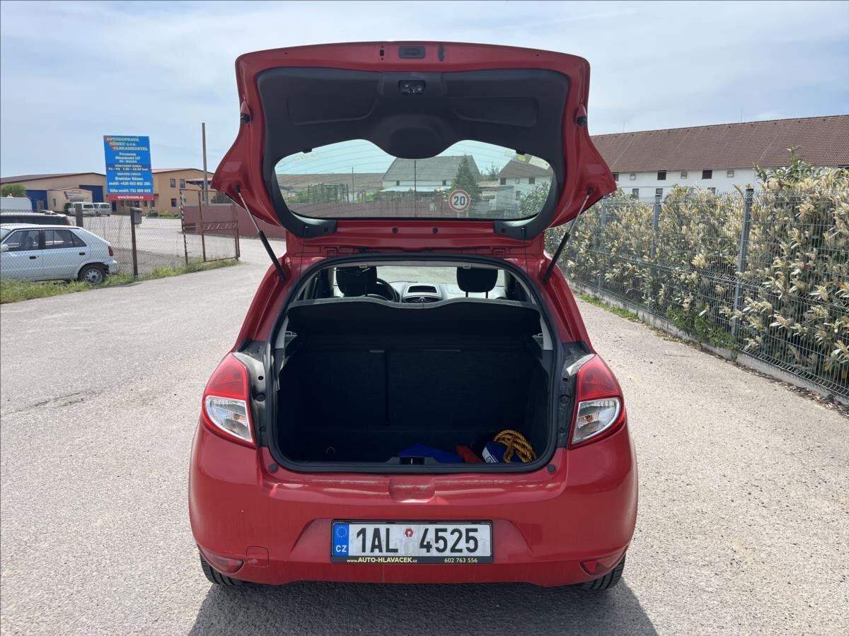 Renault Clio Hatchback 1,1 l 48 kw