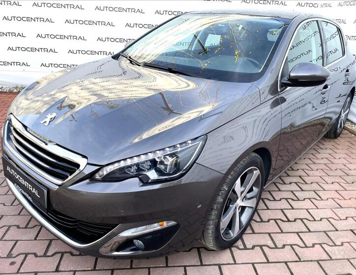 Peugeot 308 8