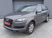 Audi Q7 1