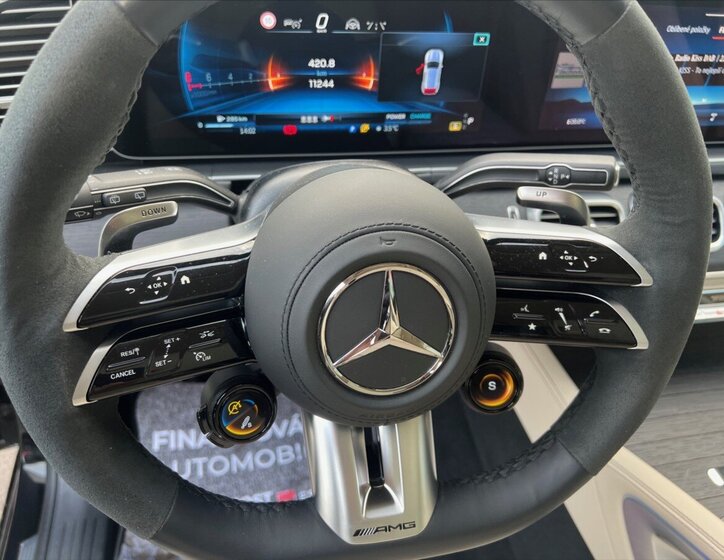 Mercedes-Benz GLE SUV / Terénní 4,0 l 450 kw