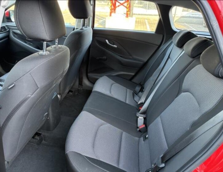 Hyundai i30 Kombi 1,5 l 70 kw