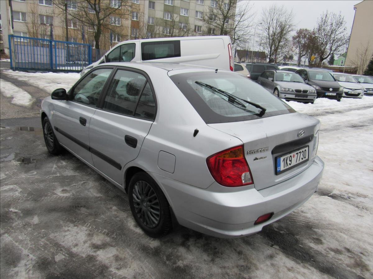 Hyundai Accent Liftback 1,3 l 63 kw