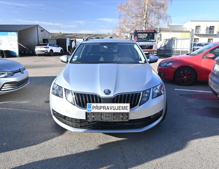 Škoda Octavia 1