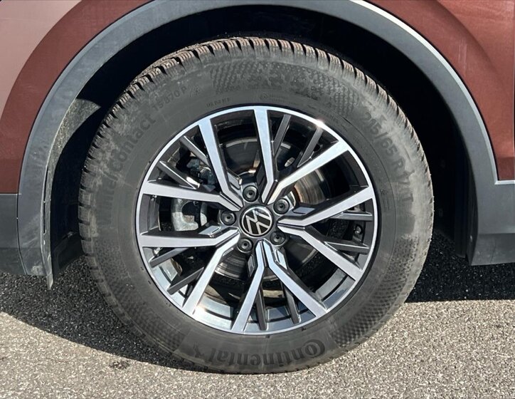 Volkswagen Tiguan SUV / Terénní 1,5 l 110 kw