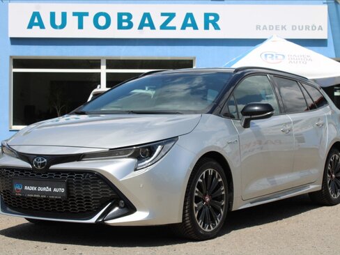 Toyota Corolla Kombi 2,0 l 112 kw