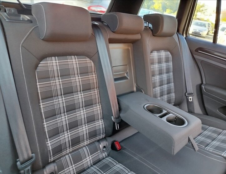 Volkswagen Golf Kombi 2,0 l 135 kw