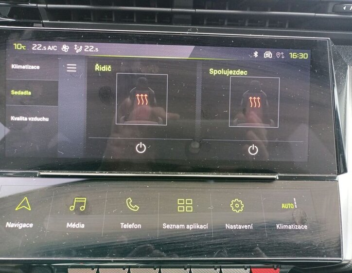 Peugeot 308 Kombi 1,2 l 96 kw