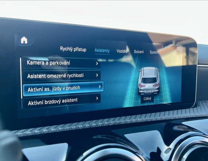 Mercedes-Benz CLA Kombi 1,5 l 85 kw