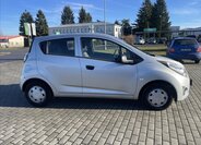 Chevrolet Spark 5