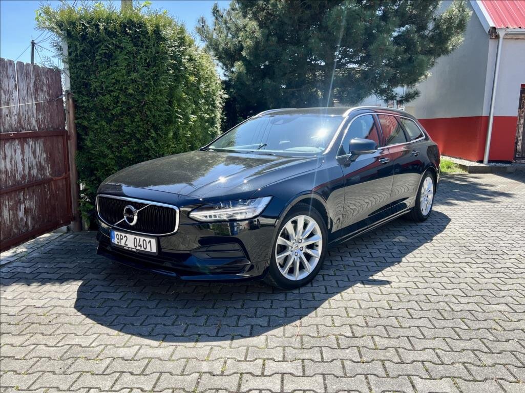 Volvo V90 Kombi 2,0 l 140 kw