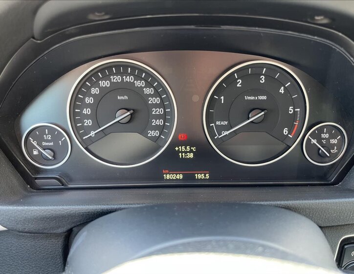 BMW Řada 3 Sedan / Limuzína 2,0 l 135 kw