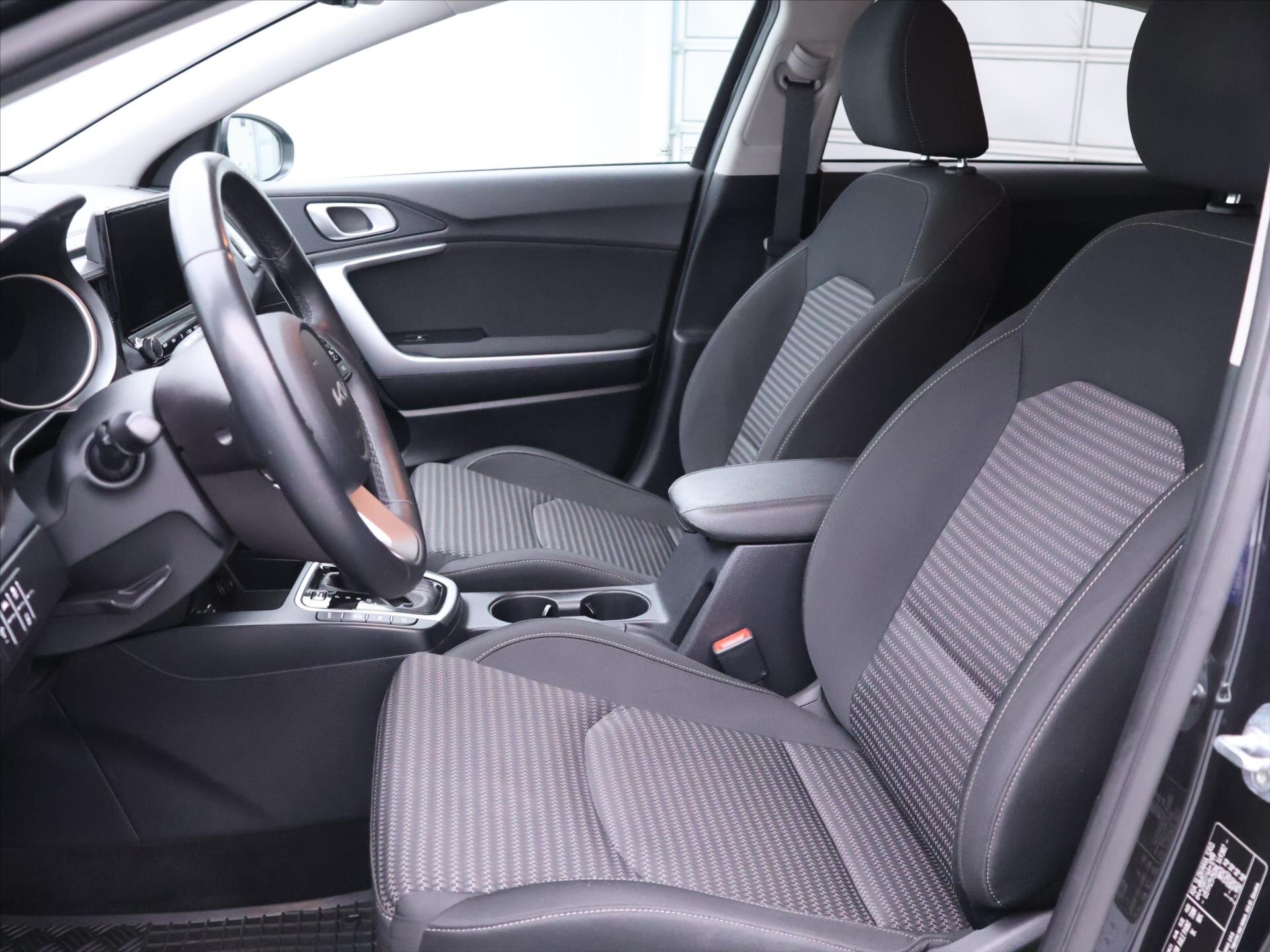 KIA Ceed Hatchback 1,5 l 118 kw