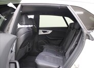 Audi Q8 SUV 3,0 l 210 kw