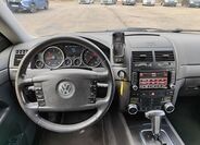 Volkswagen Touareg 16