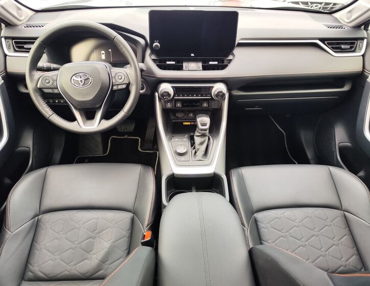 Toyota RAV4 Kombi 2,5 l 131 kw