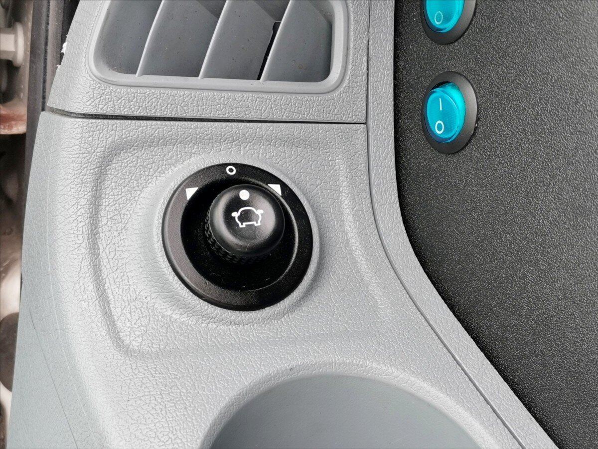 Ford Transit Ostatní 2,2 l 114 kw