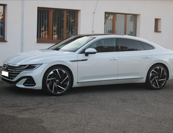 Volkswagen Arteon Liftback 2,0 l 147 kw