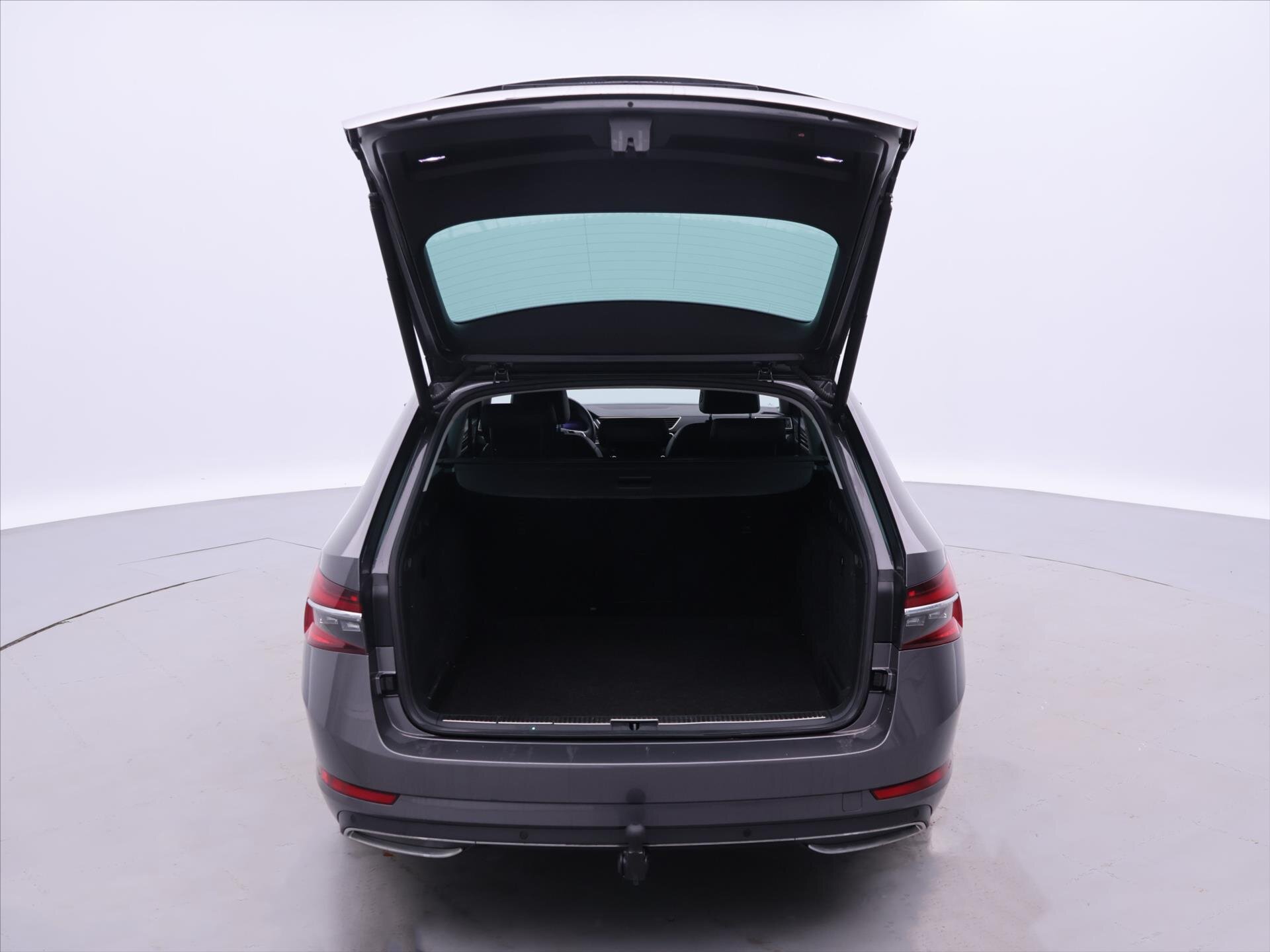 Škoda Superb Kombi 2,0 l 147 kw