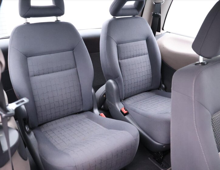 Volkswagen Sharan 15