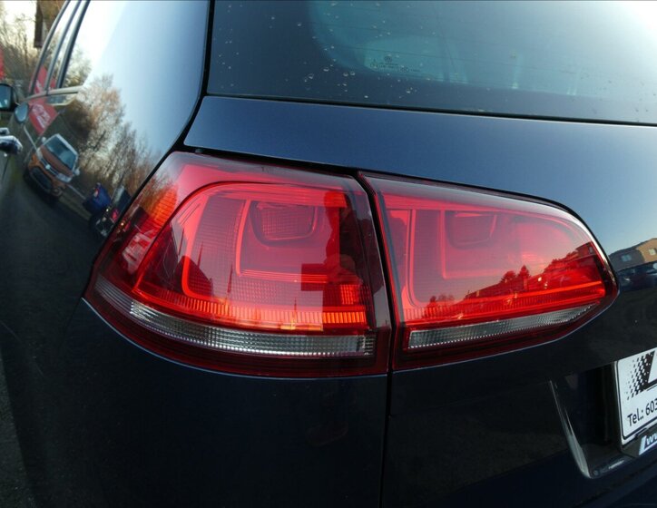 Volkswagen Golf Kombi 1,6 l 81 kw