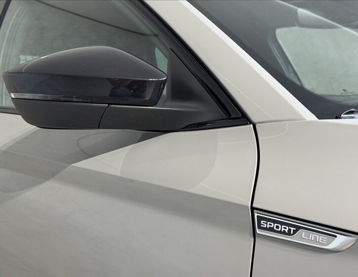 Škoda Superb Kombi 1,4 l 160 kw