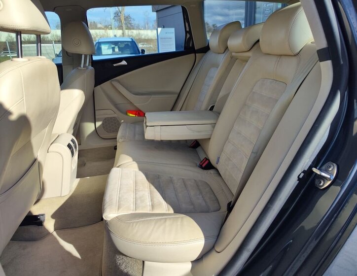 Volkswagen Passat Kombi 2,0 l 103 kw