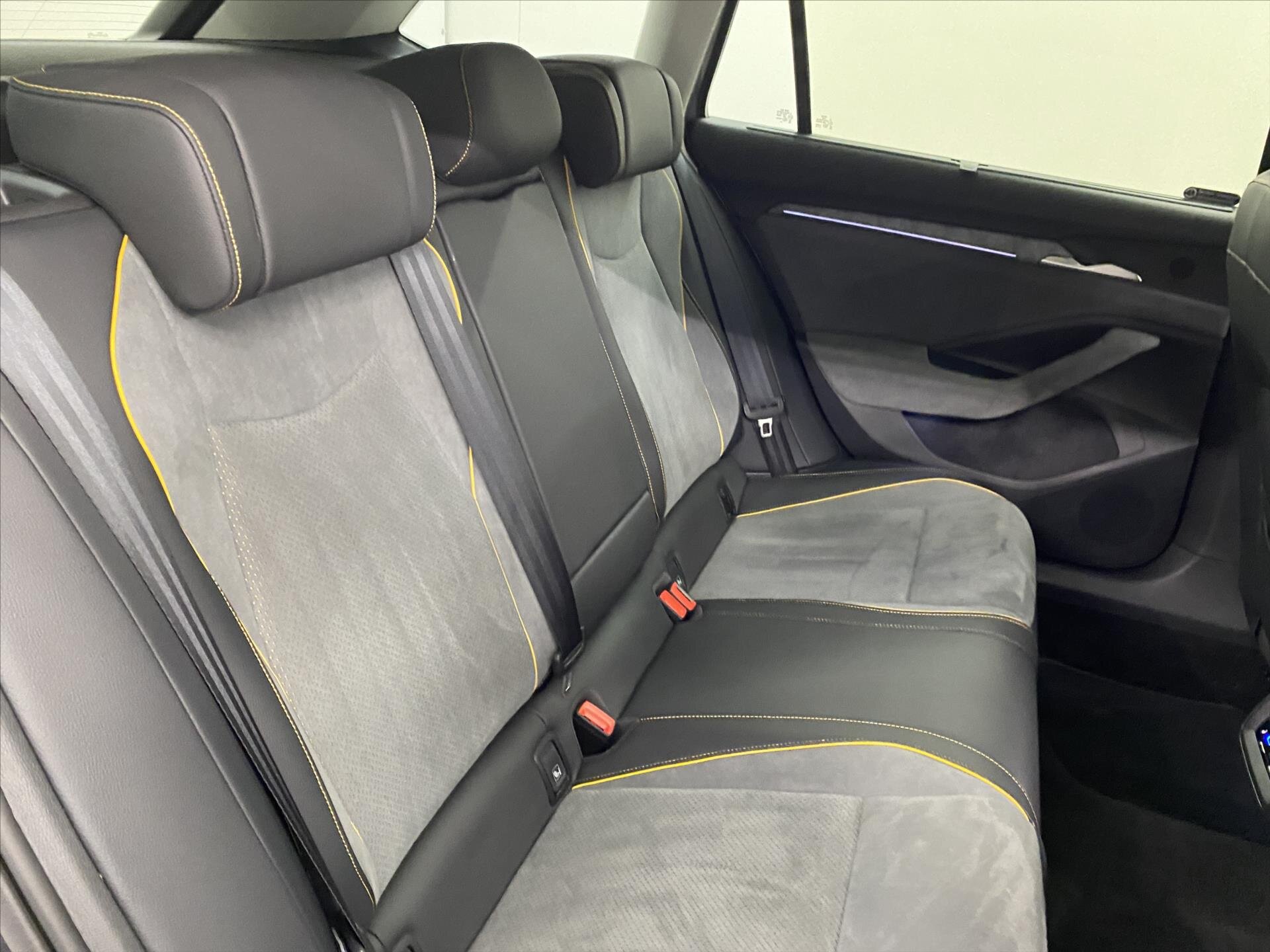 Škoda Superb Kombi 2,0 l 142 kw