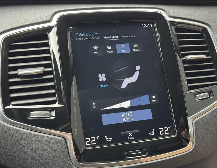 Volvo XC90 SUV / Terénní 2,0 l 173 kw