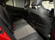 Toyota Yaris Cross 12